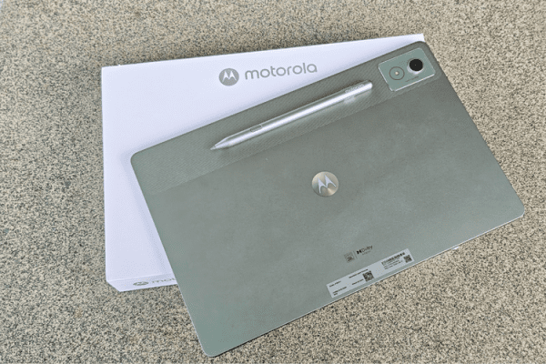 Review Lengkap: Hands-on Motorola Moto Pad 60 Pro — Tablet Serbaguna dengan Layar 3K dan Stylus Responsif