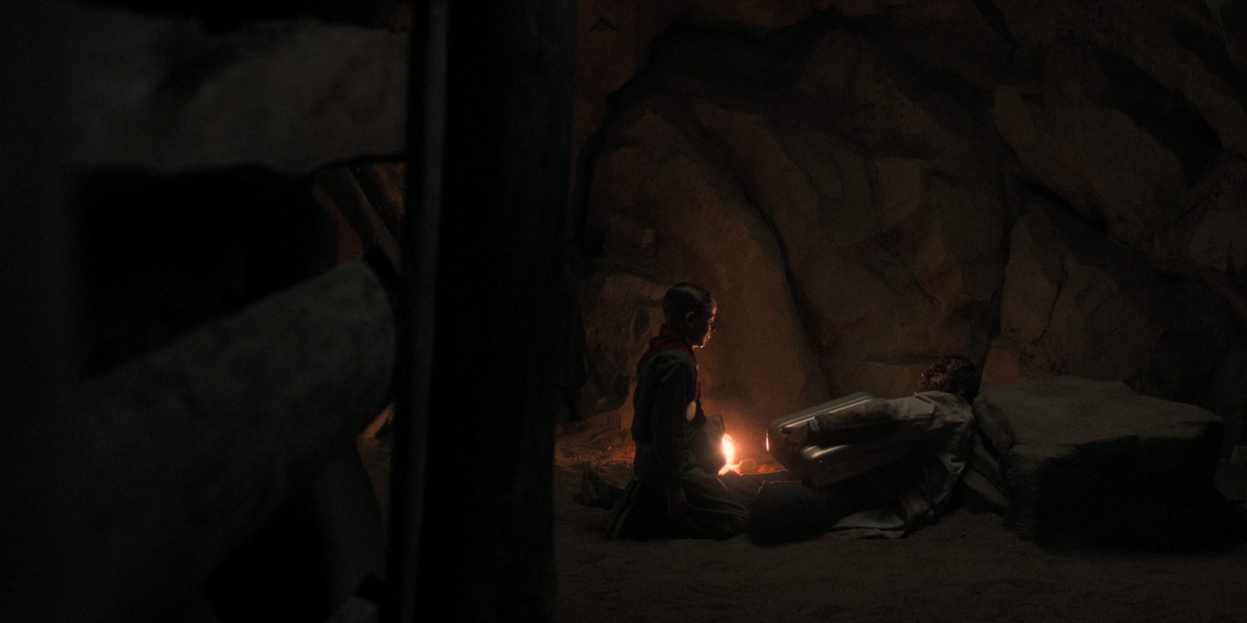 Stranger Things Spinoff Terungkap: Misteri Koper & Benang Kusut Finale Season 5